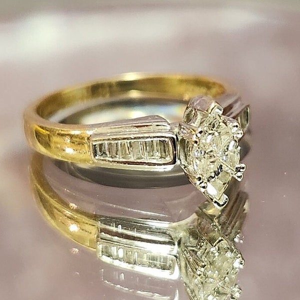 Vintage 14k Gold Diamond Cluster Engagement Ring - Timeless Elegance Size 7 & 1/4