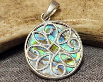 Vintage Sterling Silver and Mother of Pearl Round Necklace Pendant | Timeless Elegance
