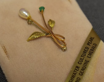 Vintage Krementz Hallmarked Pearl and Emerald Fine Jewelry Pin