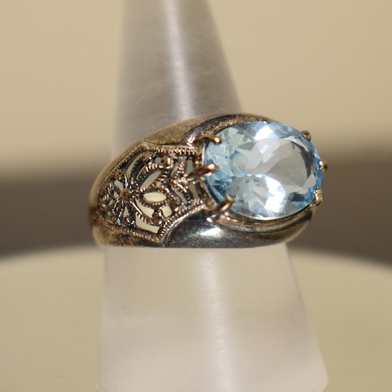 Vintage Sterling and Blue Topaz Ring, Beautiful P… - image 2