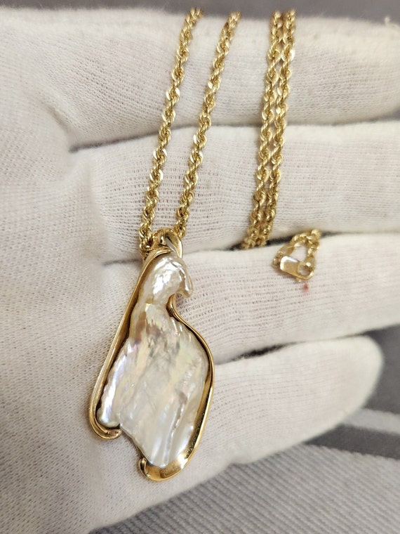Vintage 14k Gold Abalone Pendant Necklace - Uniqu… - image 7