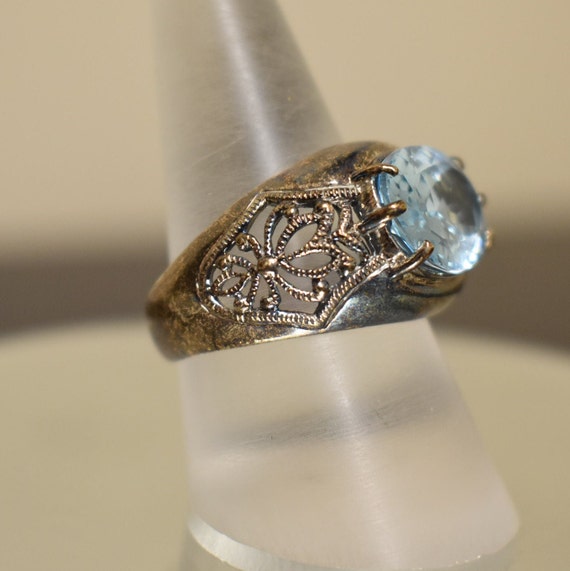Vintage Sterling and Blue Topaz Ring, Beautiful P… - image 3