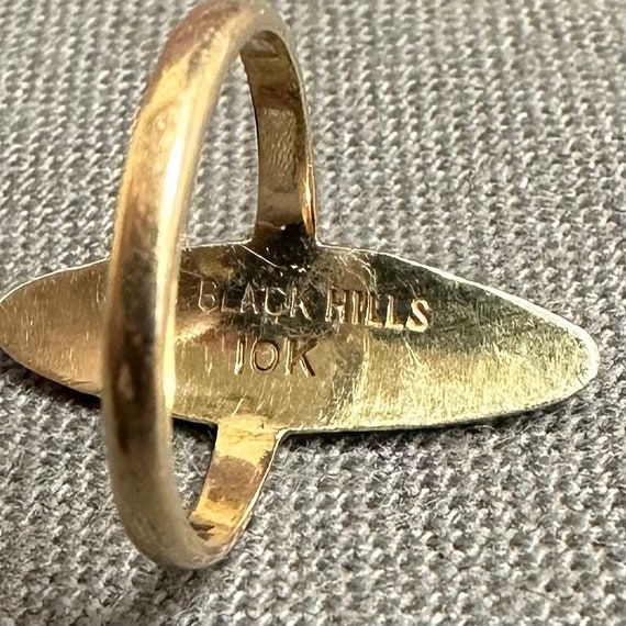 Vintage 10k Midi Ring Black Hills Gold Style Leaf… - image 8