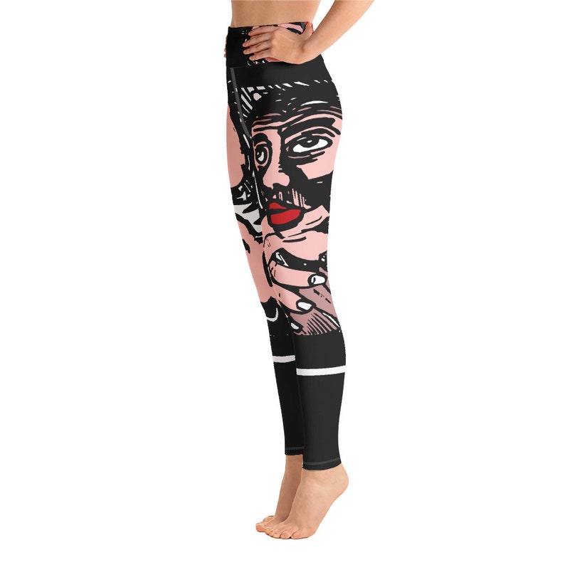 Leggings with big hands drawing