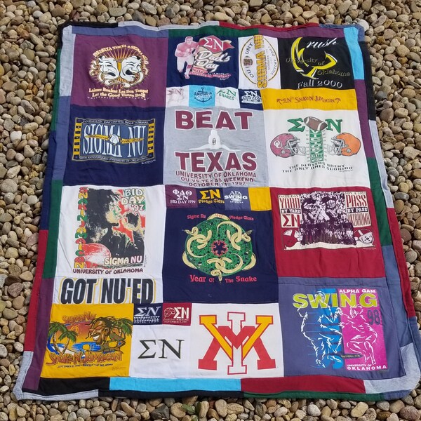 Custom T-Shirt Quilt - Christmas - College - High School - Graduation - Memory Quilt