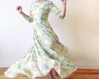 JACINTHE Large-Print Floral Long-Sleeved Lined Maxi with Princess Empire Waist and Full Skirt (Synthetic Material)