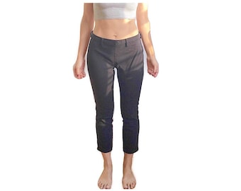 Stretch Cotton Black Faux-Jean Pull-On Sigaret Capris