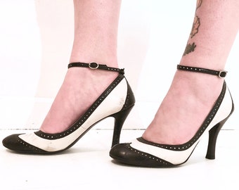 Rockabilly Pin-up Two-Tone Contrast Ankle Strap Stiletto Heels, '90s-does-'50s, EU Size 39, Vintage ZARA