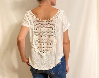 White Lace Back Short Sleeve High-Low T-Shirt