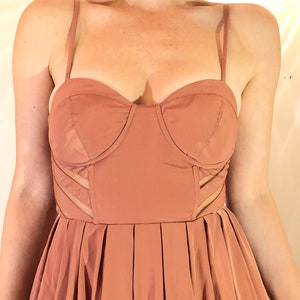 Pink Layered-Skirt Sheer Structured Underwire Bodice Brassiere Spaghetti Strap Mini Dress image 2