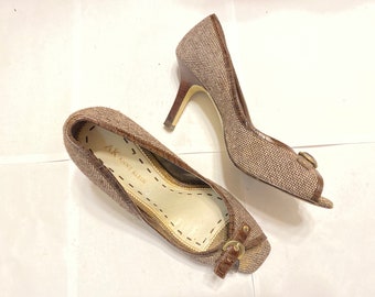 Vintage ANNE KLEIN Wool Knit Peep-Toe Pumps, Brown, Size 8.5