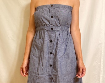 Chambray Lightweight Jean Denim Blouson Strapless Button-Up Dress with Elasticized Empire Waist and Grunge Hem & Pockets, Size L/XL