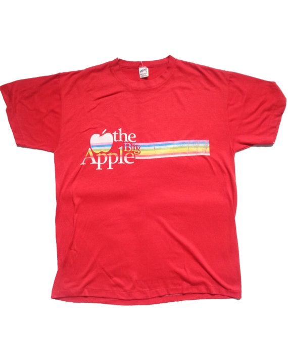 Vintage Apple Rainbow Striped Tshirt