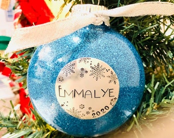 Personalized Glitter Ornament, Personalized Christmas Ornament, Personalized Ornament, Kid Ornament, Family Ornament, Name Ornament