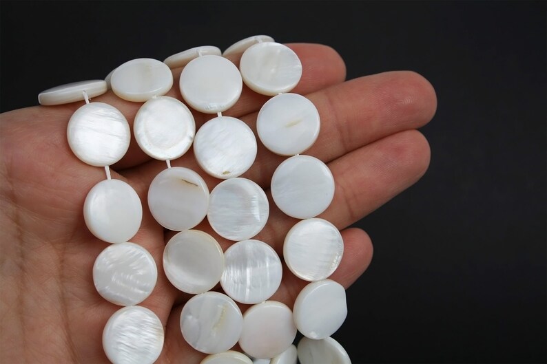 Natural Mother of Pearl shell coin beads full strand bracelet beads 15mm 26pcs 30mm 13pcs necklace beads white shell round beads
