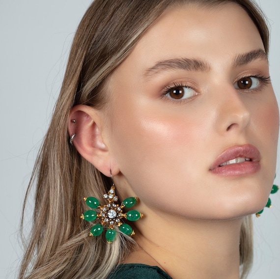 Green Stone Earrings Green Quartz Earrings Green Flower Earring
