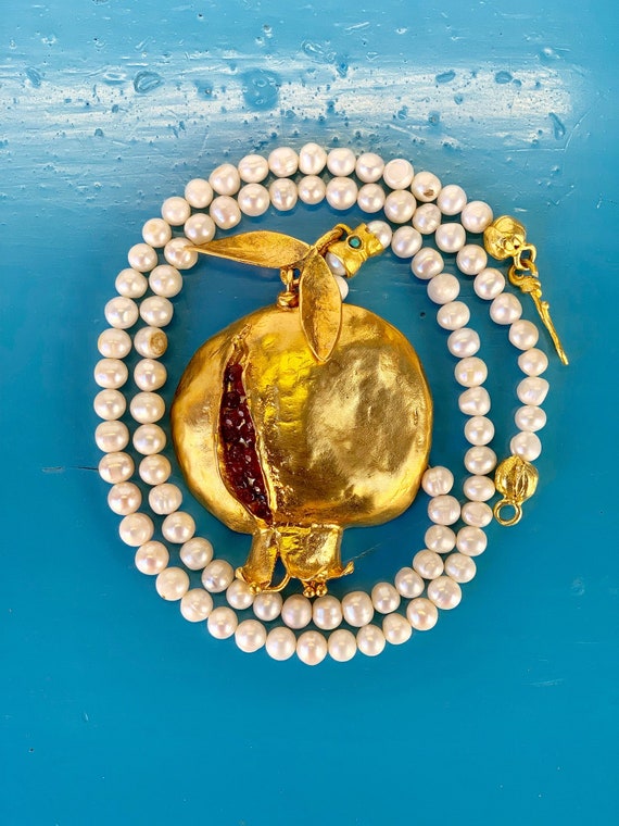 Handmade Pomegranate Design Necklace With Pearl Handmade Jewelry most Popular Jewelry Pearls Pearl Jewelry Pearl Necklace Pomegranate Etsy Canada