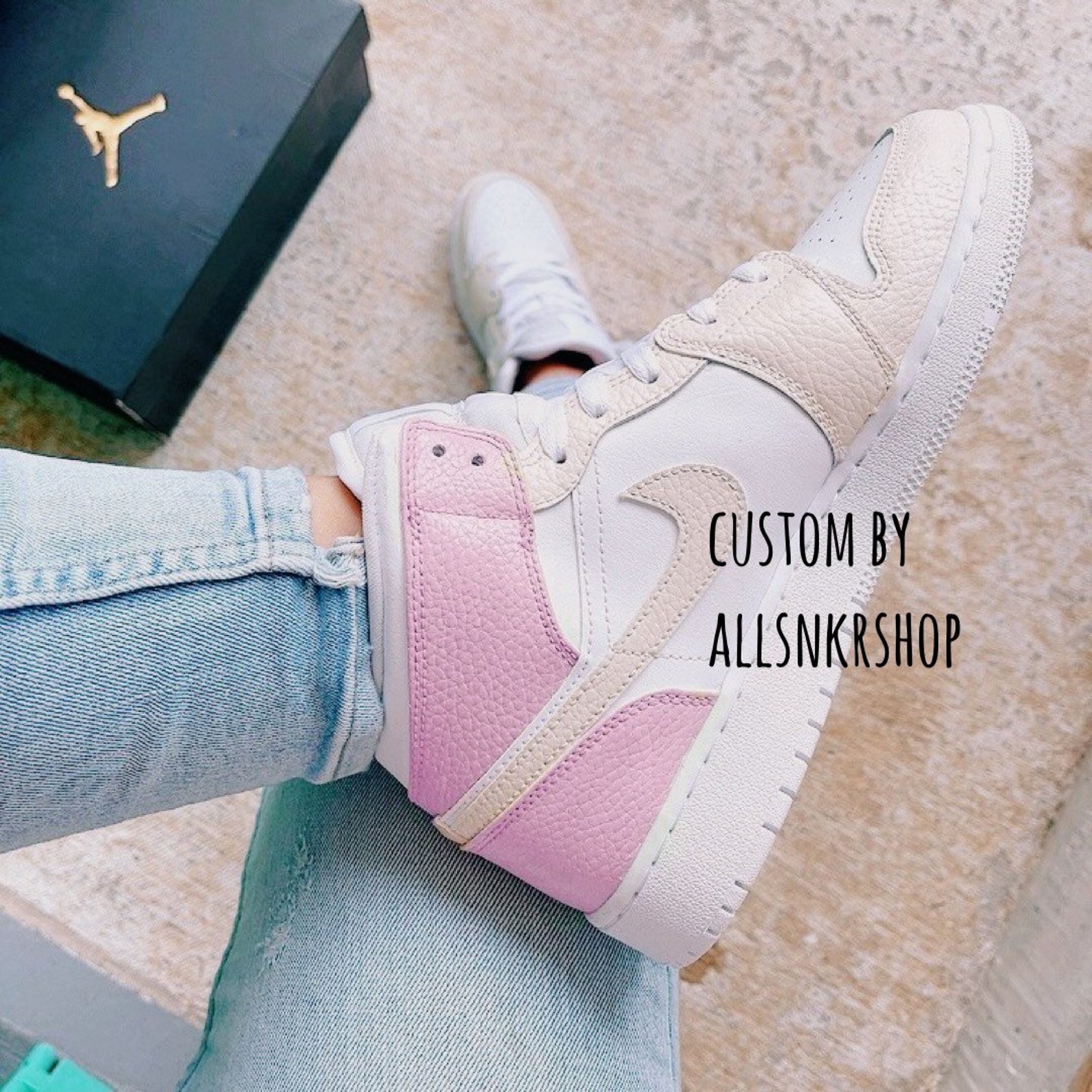 pink and cream jordan 1