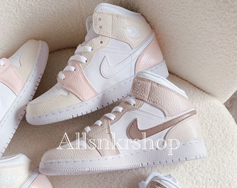 Air Jordan 1 Low SE Mismatched Pastel - Grailify