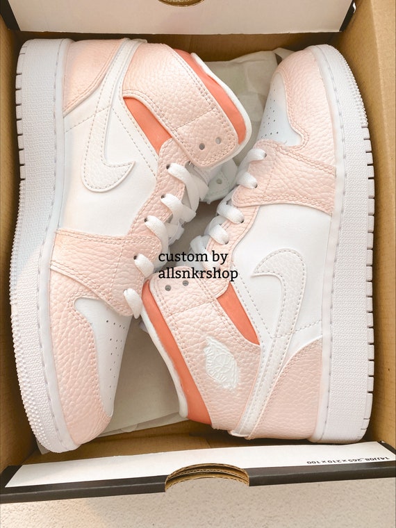 aj 1 mid custom