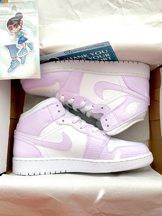 air jordan purple pastel