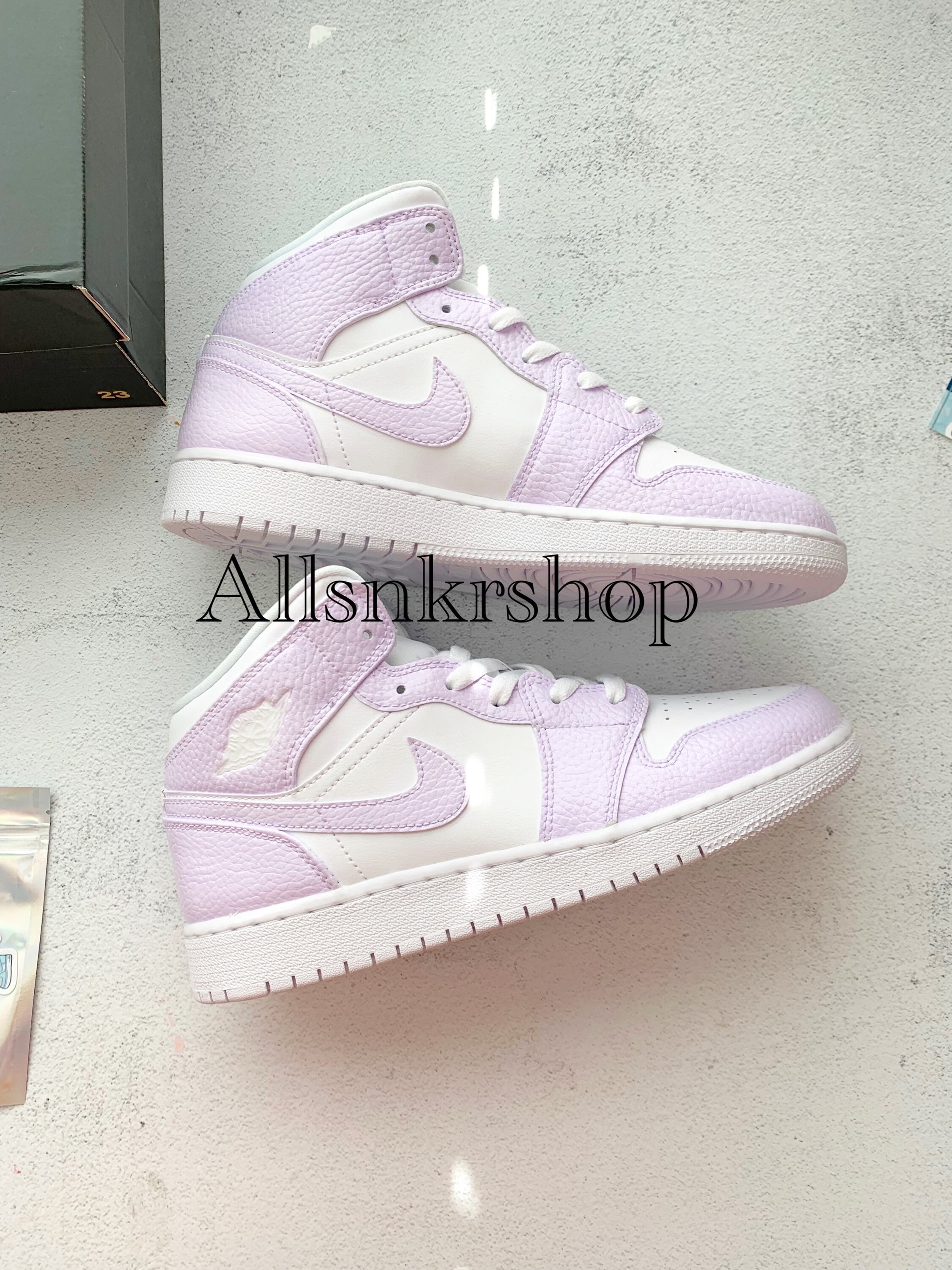 Mansedumbre Atrás, atrás, atrás parte región Nike Air Jordan 1 morado lila - Etsy España