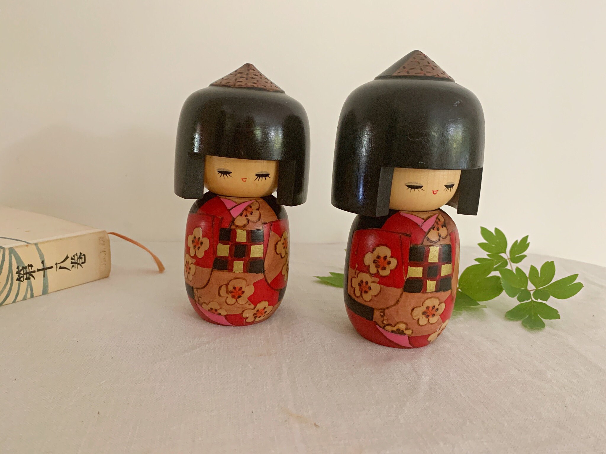 Poupée Kokeshi Japonaise – Duo – Bois Fait Main – Vintage – Fabriquée Au Japon