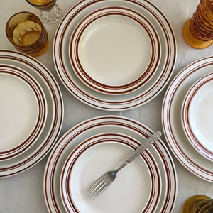 Fairwinds Brown Stoneware Dinnerware Set, 8 Piece