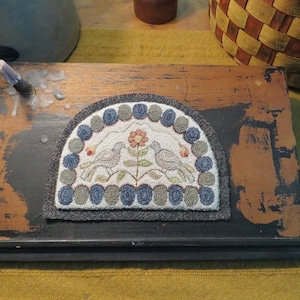 Punch Needle Pattern...Antique Rug Adaptation-Two Facing Doves