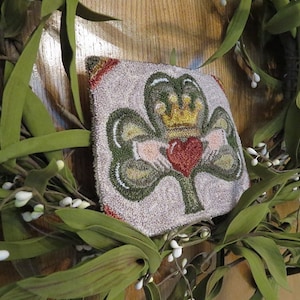 THE CLADDAGH Punch Needle Pattern