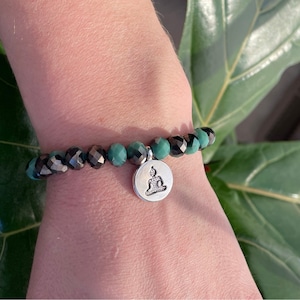 Glass bead bracelet / Yoga charm / Gifts for any occasion