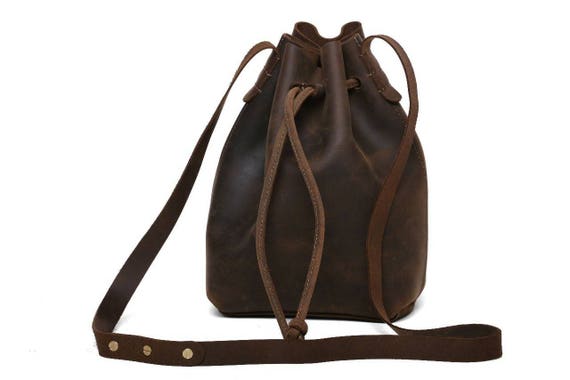 hunter bucket bag