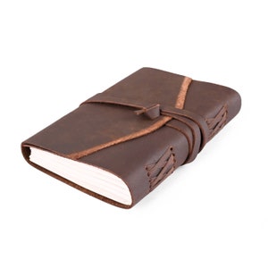 Handmade Treasuree Classic Leather Journal, Un-ruled Notebook/ Sketchbook l Full Grain Leather, Hunter Leather