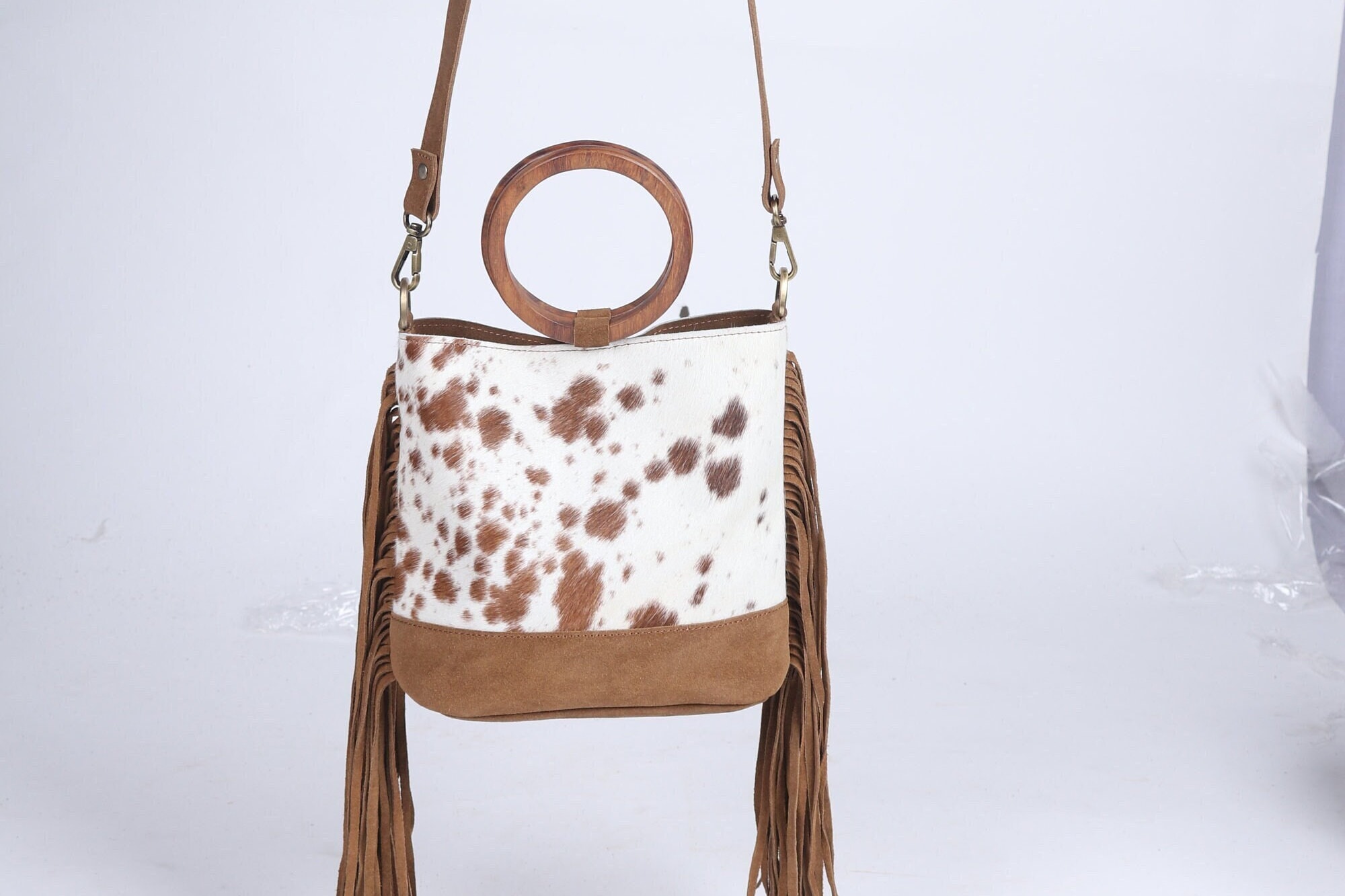 Handmade Cowhide Fringe Tote Bag: Leather Shopper Purse - Etsy display picture 3