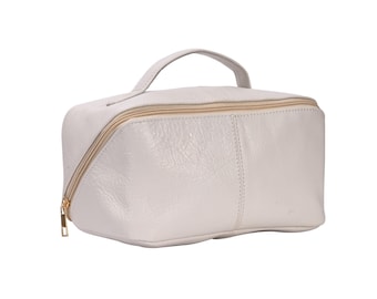 Handcrafted Genuine Leather Dopp Kit / Toiletry Bag/ Cosmetic case