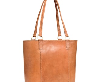 sac fourre-tout en cuir beige végétal, sac fourre-tout, sac fourre-tout en cuir, sac à bandoulière