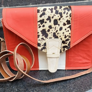 Bolsa crossbody de couro colorido, bolsa de estilingue lateral feminina de couro genuíno crossbody colorido bolsa de estilingue artesanal