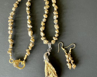 Eye catching! Natural Golden Aura Kyanite 925 solid Silver Peacock Pendant with matching Kyanite earrings