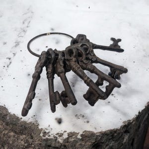 Juego de llaves de Hierro para refuerzo del Orisha Oggun Santeria Yoruba