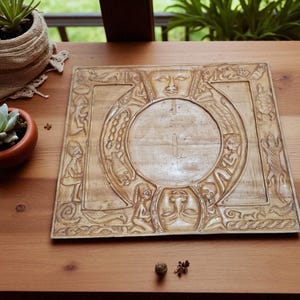 Carved board for consultation Orula Orunmila Ifá Santeria Palo Mayombe babalawo