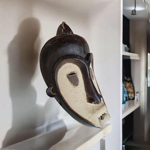 Igbo Mask Congo African art, African art gallery, antiquity