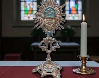Monstrance, monstrance, Blessed Sacrament, objects of worship