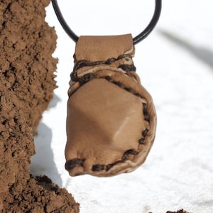 African health amulet, secrets of Fon vodoun, traditional African art