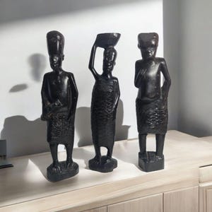 African family figurines, African art and decoration