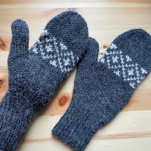 Hand Knitted Mittens • Norwegian Design • Hygge Mittens