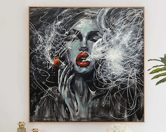 Pintura abstrata de mulher fumando com lábios vermelhos e fumaça na parede