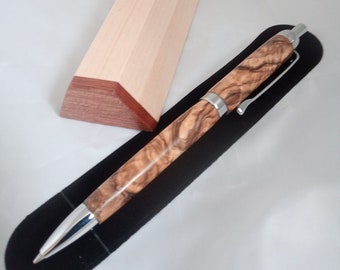 Handmade Olive wood Tempest click ballpoint pen with parker refill