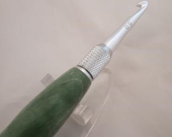 Crochet Hook - dyed Maple Burl   hand turned crochet hook with 8 metal attachments 3mm-7mm