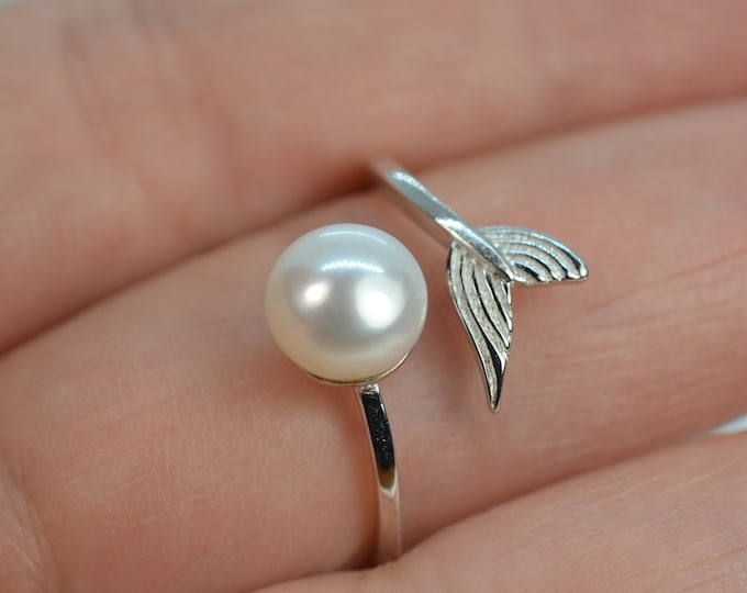 Solid Sterling Silver Ring for Women, Artisan Mermaid Tail Ring, High Luster Freshwater Pearl Ring, Adjustable Ring, Hypoallergenic