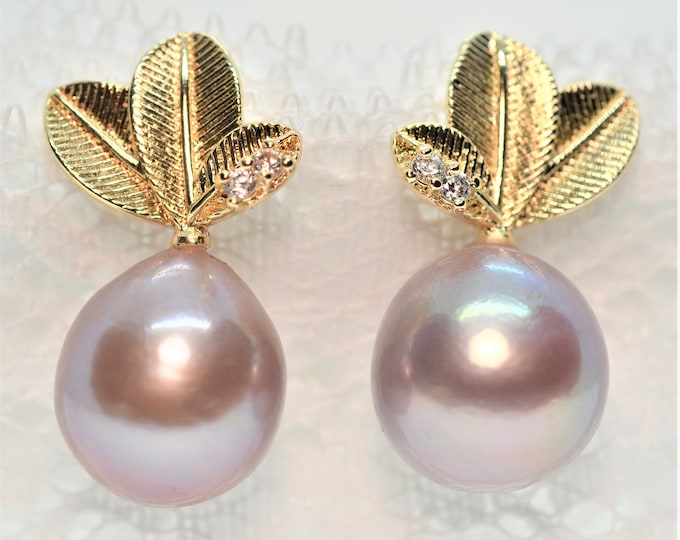12-13 mm Large Edison Pearl Earrings for Women, Lavender Pearl Earrings, Metallic Pearl Jewelry, 14K Gold Filled Leaf Earrings